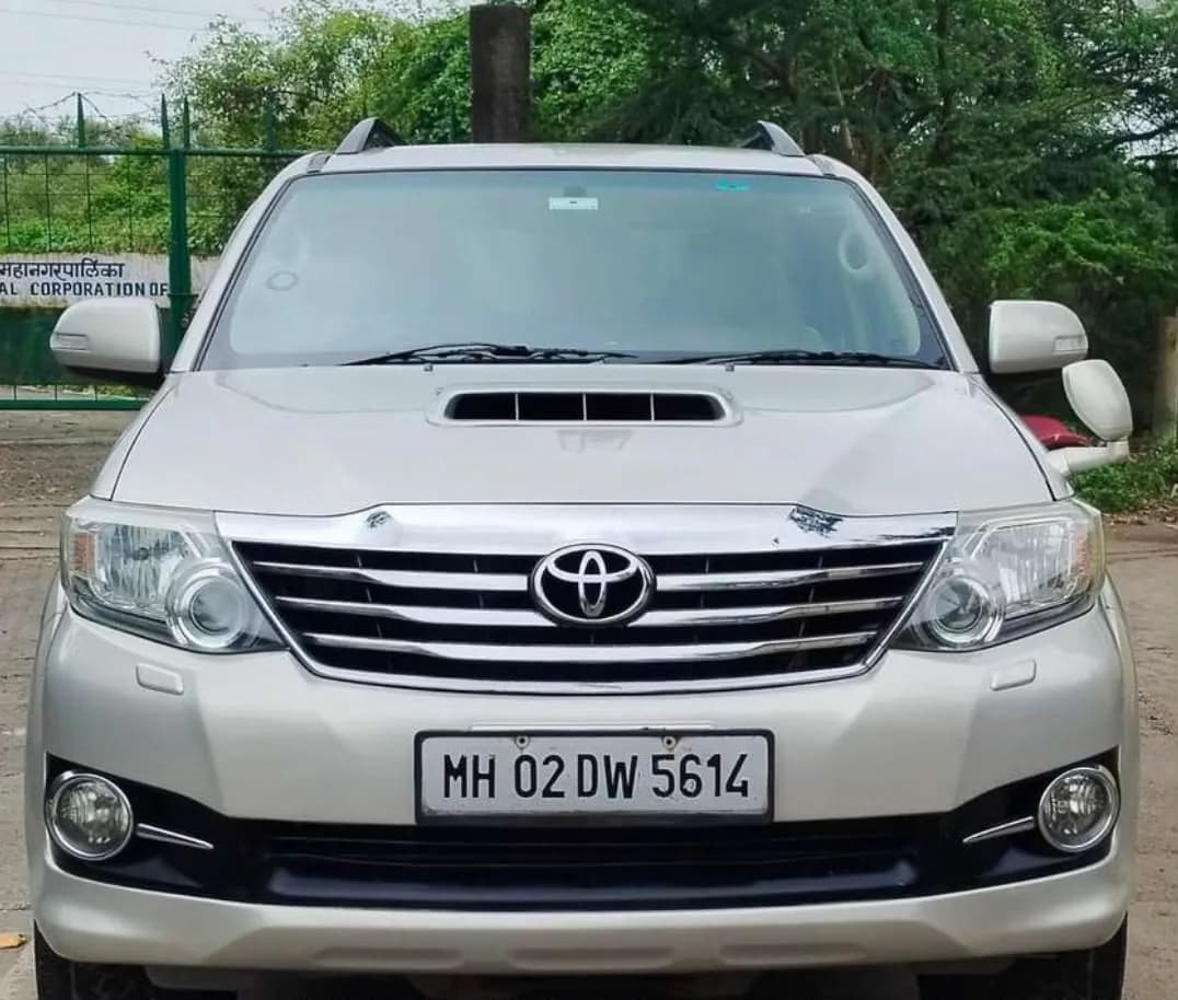 TOYOTA FORTUNER 4*2 DIESEL AUTO