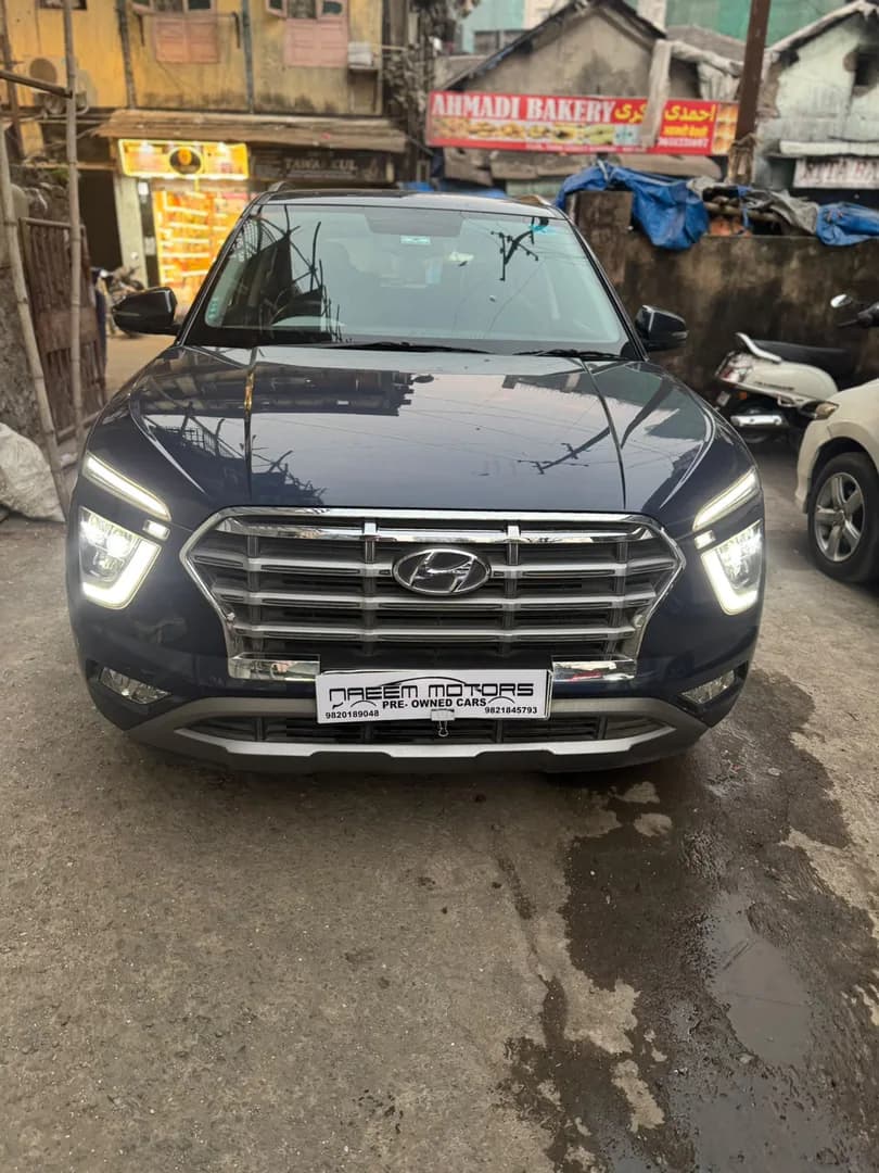 HYUNDAI CRETA SX MANUAL WD PANAROMIC SUNROOF