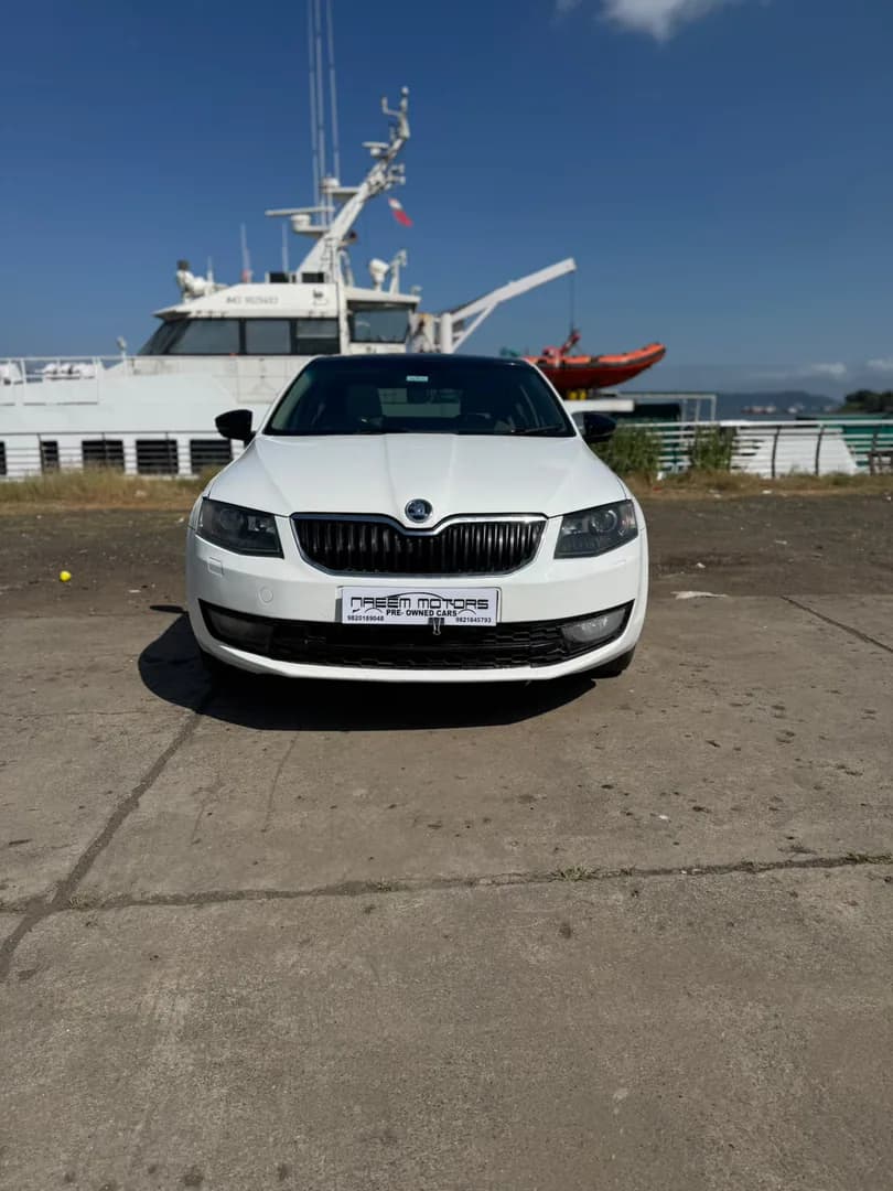 SKODA OCTAVIA ELEGANCE 1.8 TSI PETROL AUTO